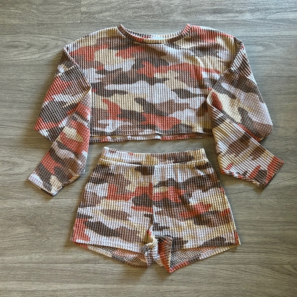 CAMO MATCHING SHORTS SET